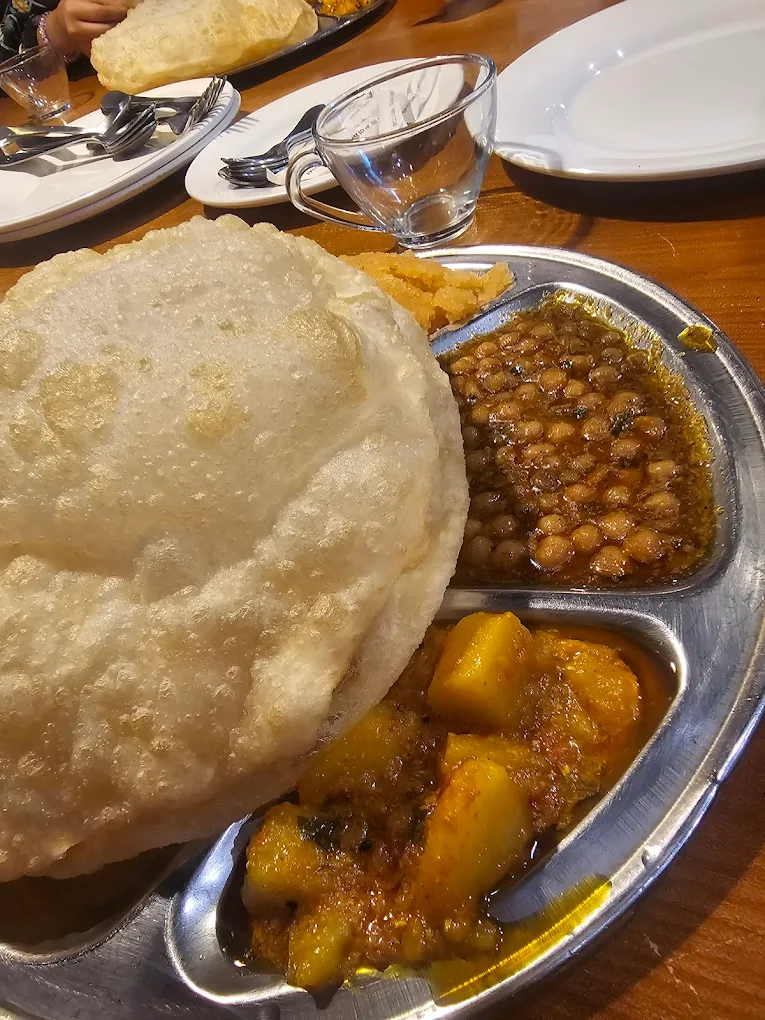 Naan with Curry Dishes